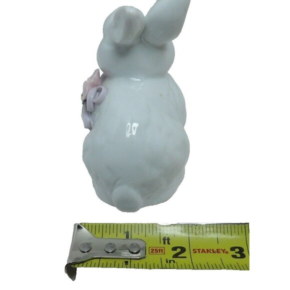 2 Porcelain White Rabbit Bunny Figurines Hand Painted Ceramic Spring Decor VTG - Picture 14 of 16